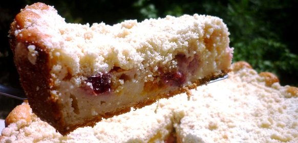 Пирог фруктово-ягодный (вкусно,просто,быстро)