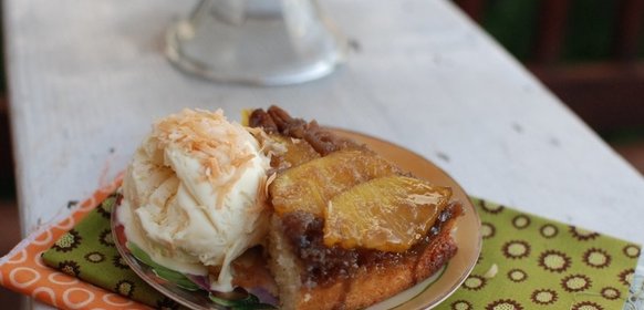 Ананасовый пирог с орехами пекан