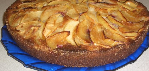 Яблочно-сливовый пирог Супер
