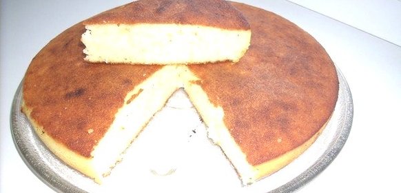 Манный пирог со сметаной
