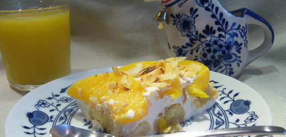Персиковый десерт-пирог без особых хлопот (без выпечки)