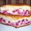 Пирог с чёрной и красной смородиной