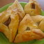 Треугольные вкусняшки, капустный пирог и булочки с кунжутом