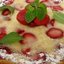 Пирог ягодный (клубника) со сметанной заливкой