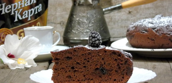 Свекольно-шоколадный пирог (постный вариант)