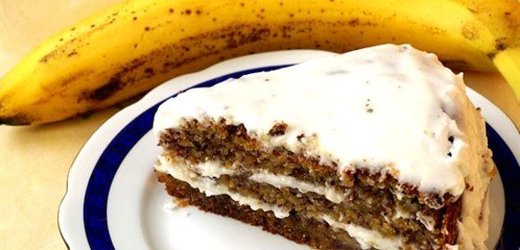 Банановый пирог в карамельной глазури