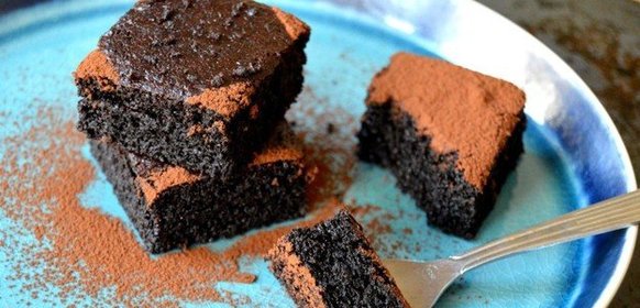 Полезный шоколадный пирог без сахара