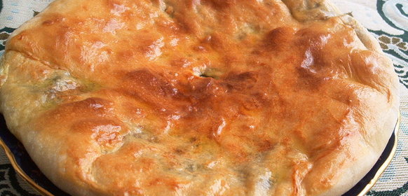 Осетинский пирог с сыром и свекольными листьями